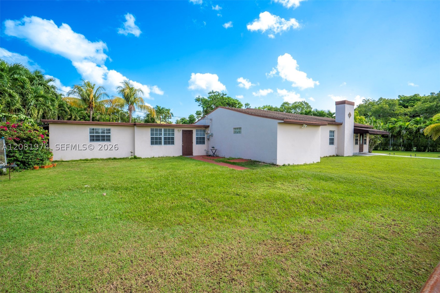 141 NE 14th St, Homestead FL 33030