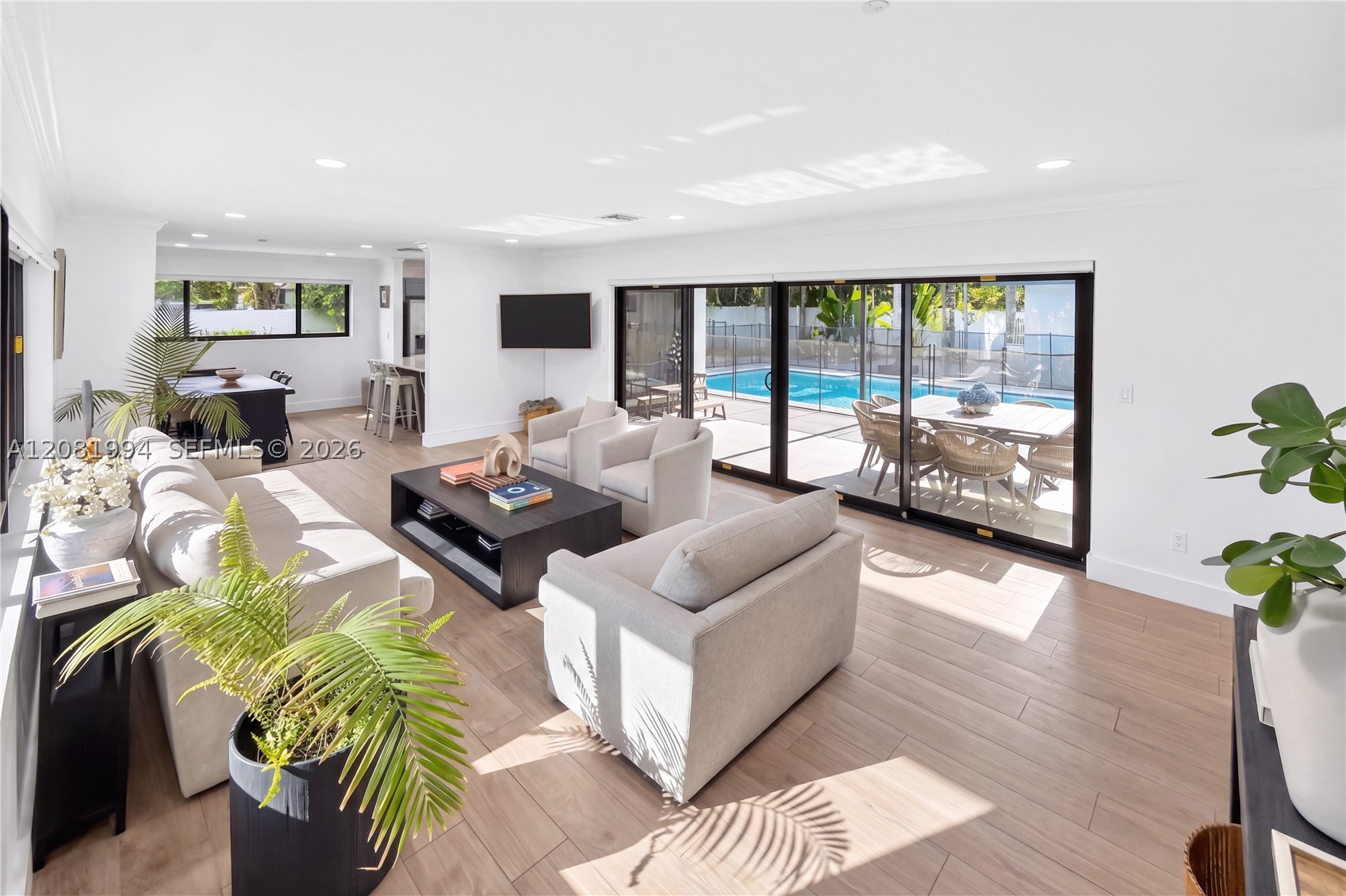 8201 SW 151st St, Palmetto Bay FL 33158
