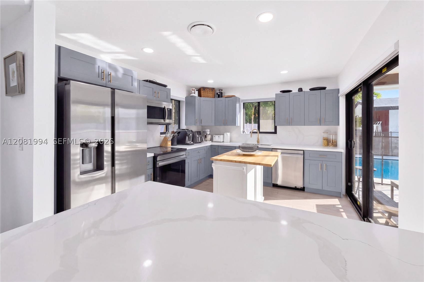8201 SW 151st St, Palmetto Bay FL 33158