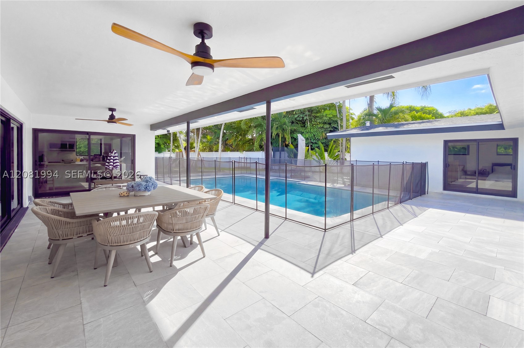 8201 SW 151st St, Palmetto Bay FL 33158