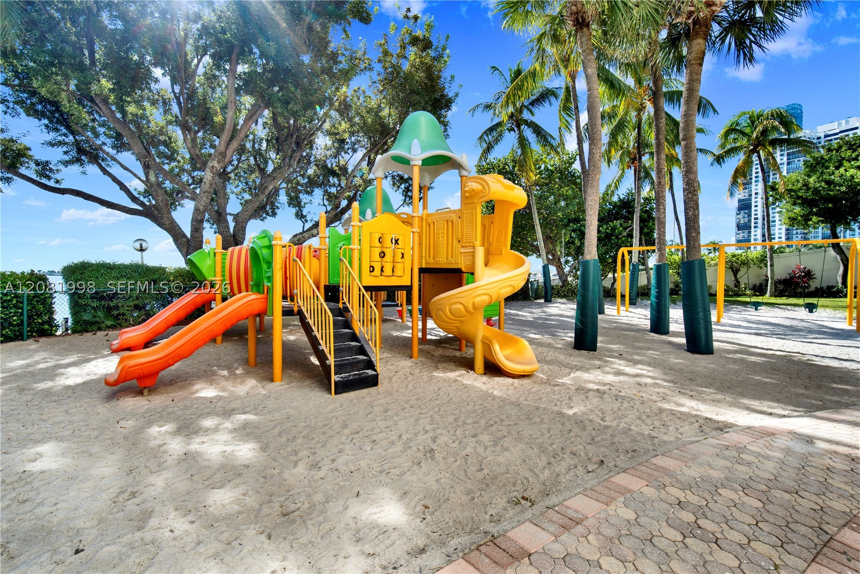 1865 Brickell Ave #A1606, Miami FL 33129