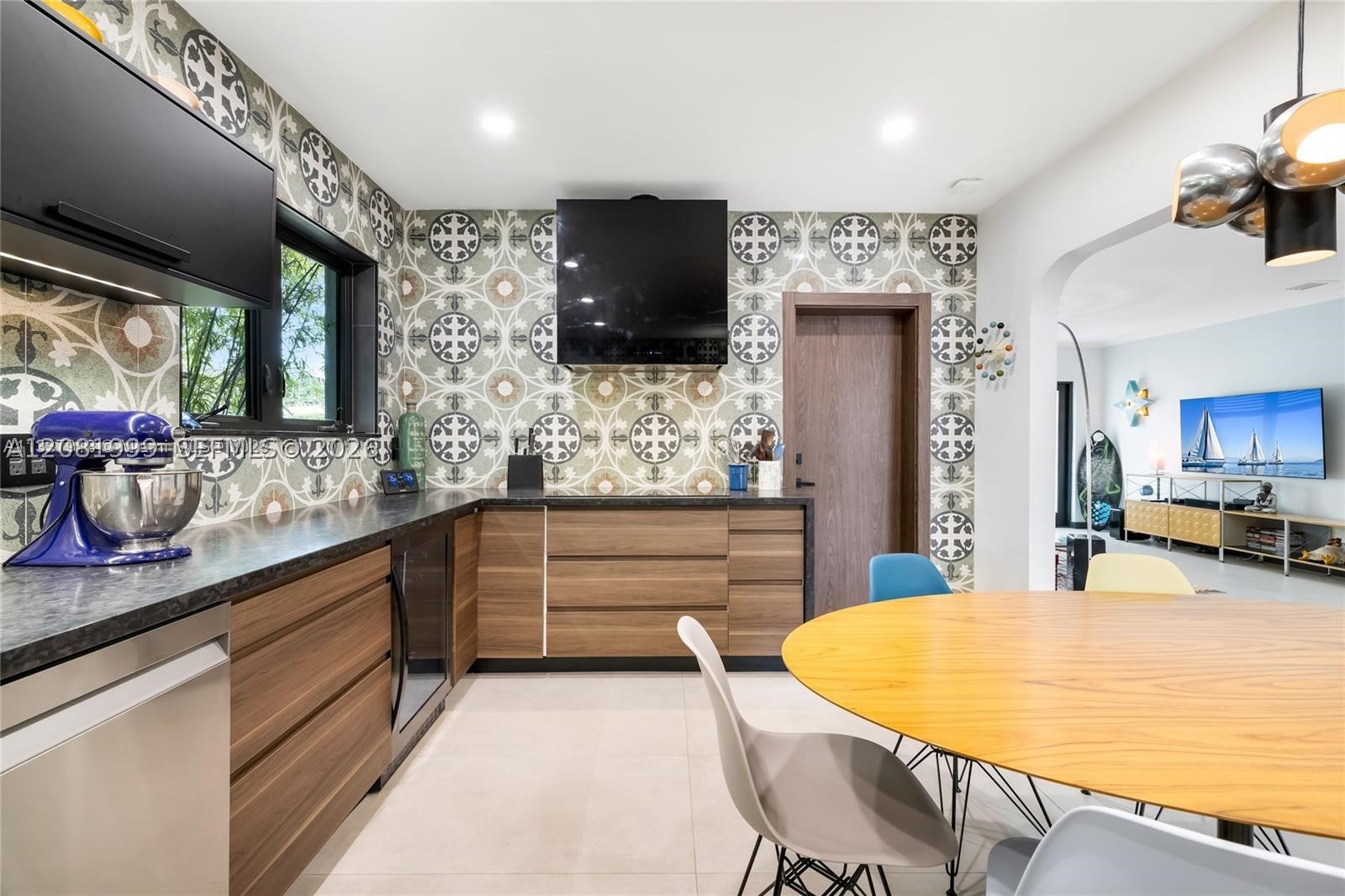 8818 Carlyle Ave, Surfside FL 33154