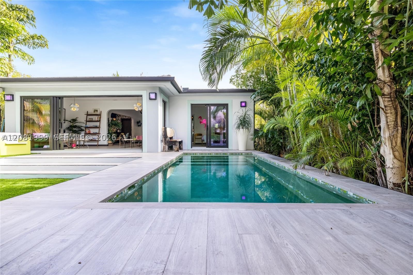 8818 Carlyle Ave, Surfside FL 33154