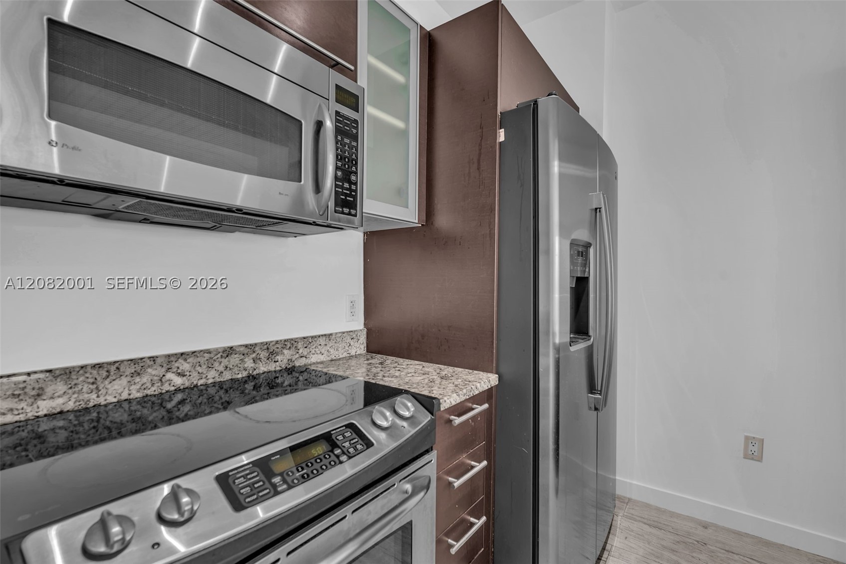951 Brickell Ave #2403, Miami FL 33131