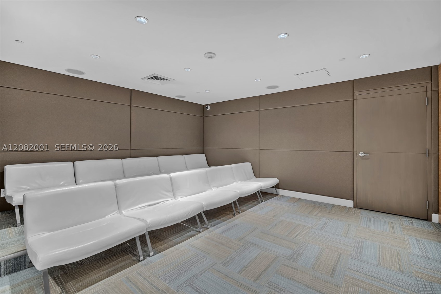 951 Brickell Ave #2403, Miami FL 33131
