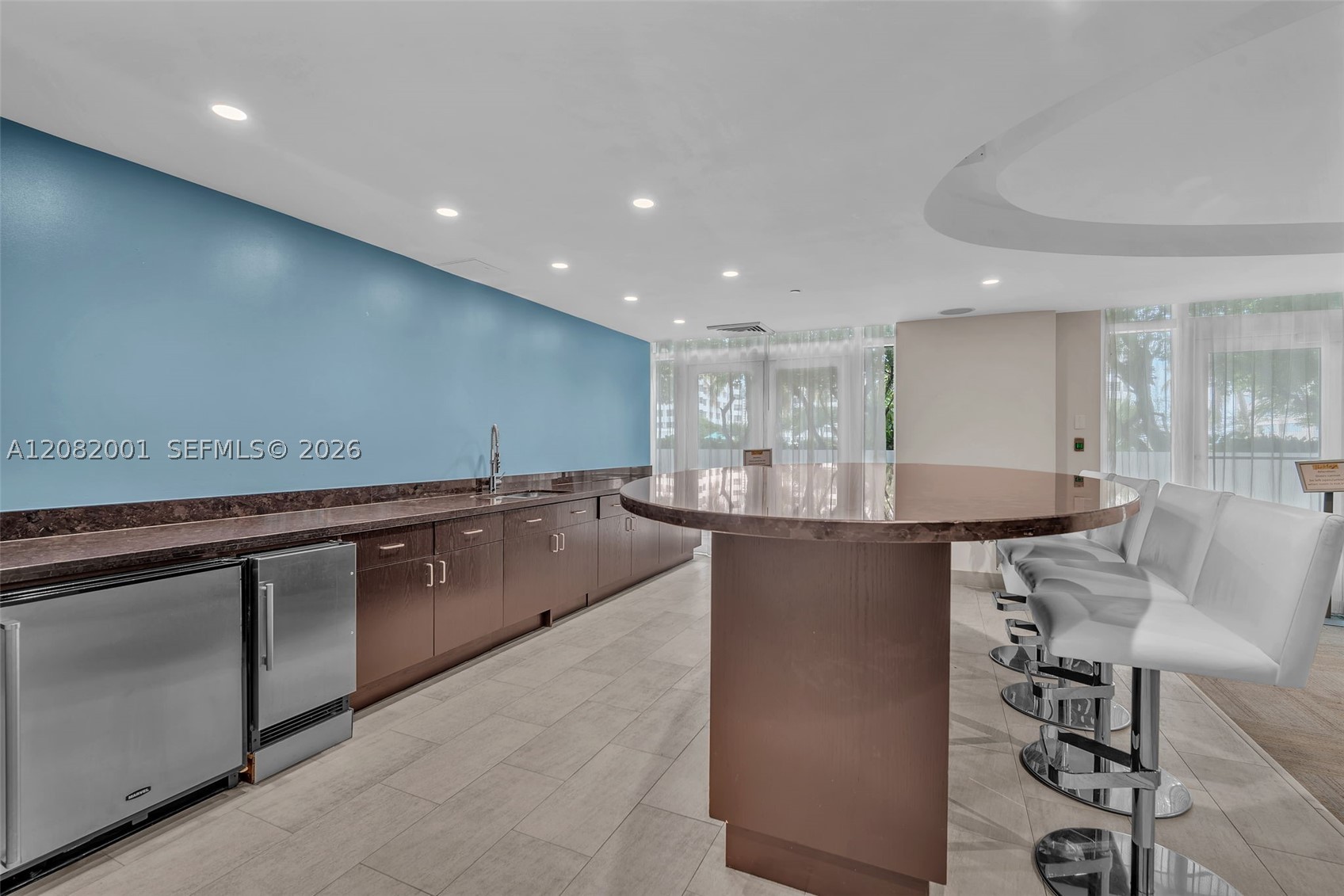 951 Brickell Ave #2403, Miami FL 33131