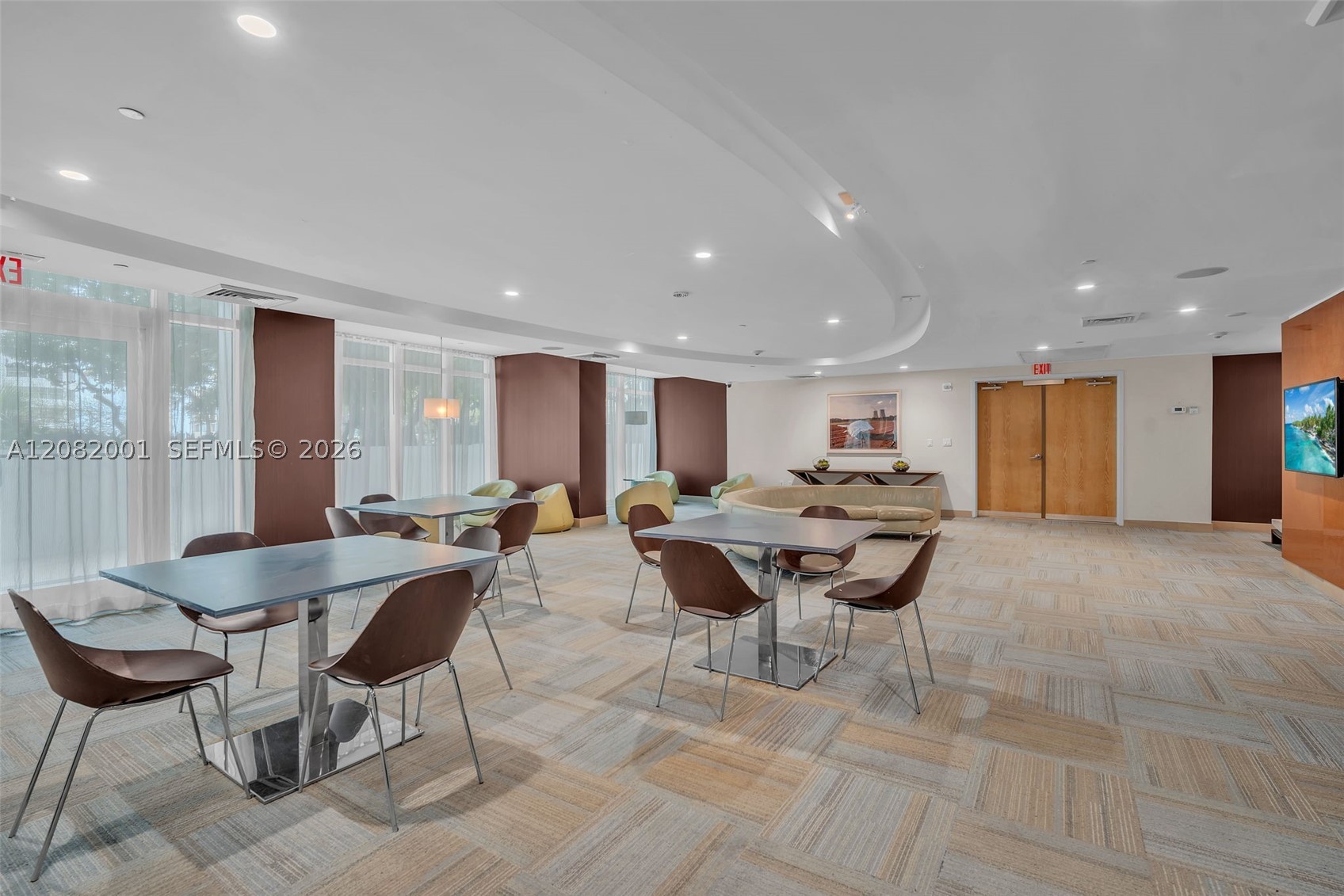 951 Brickell Ave #2403, Miami FL 33131