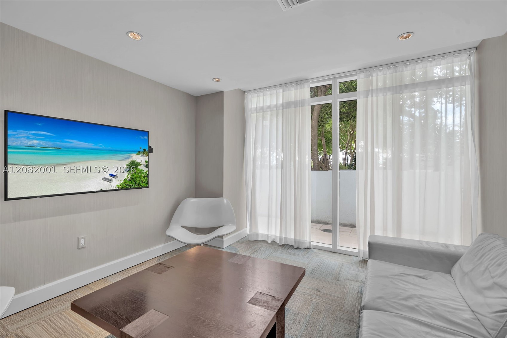 951 Brickell Ave #2403, Miami FL 33131