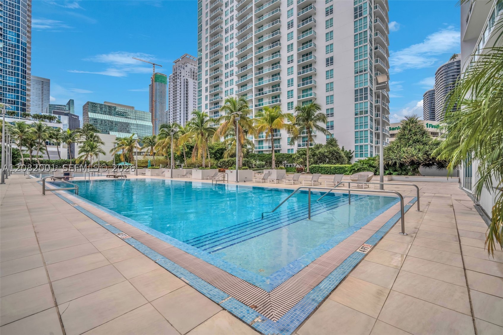 951 Brickell Ave #2403, Miami FL 33131