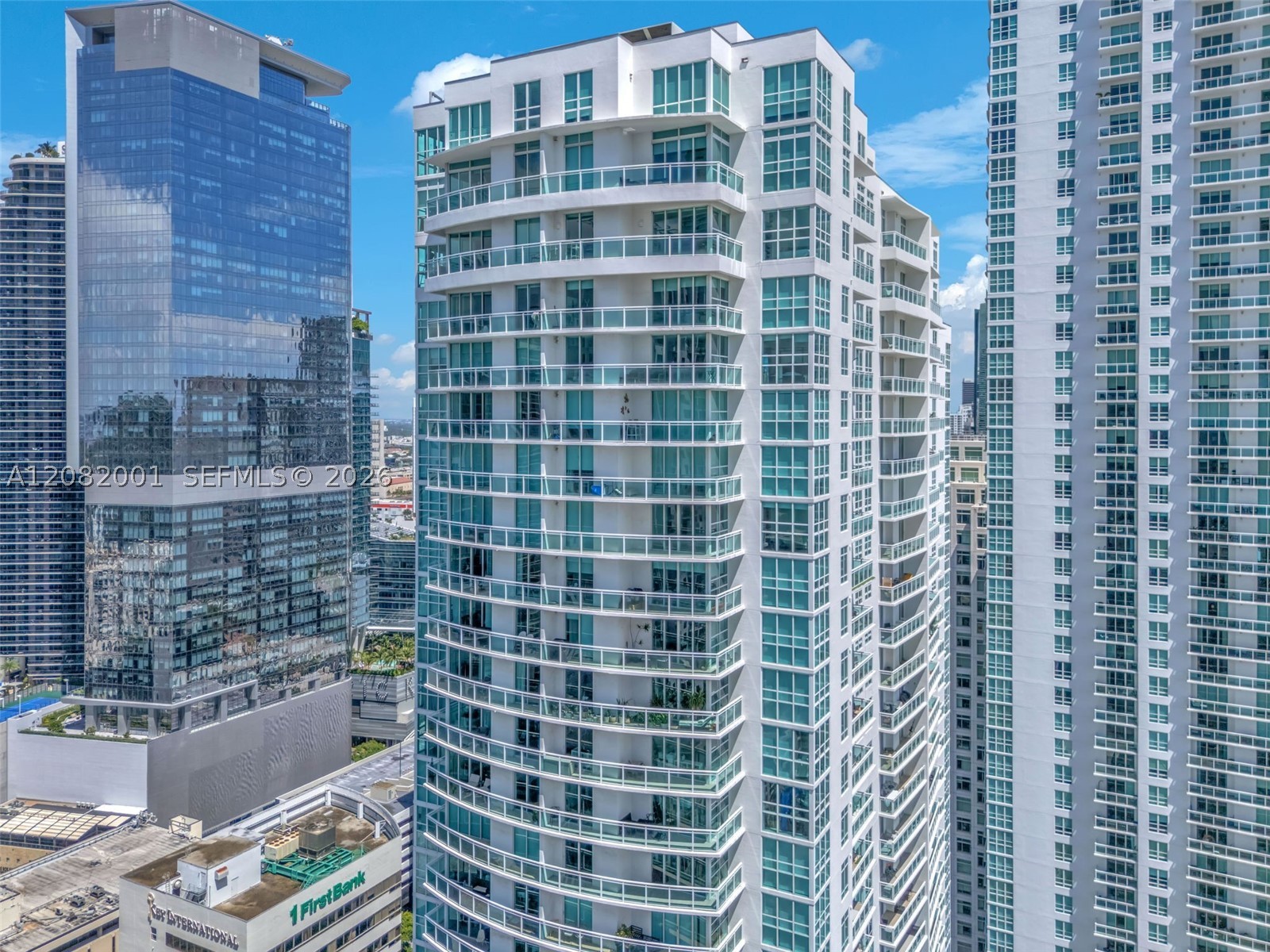 951 Brickell Ave #2403, Miami FL 33131