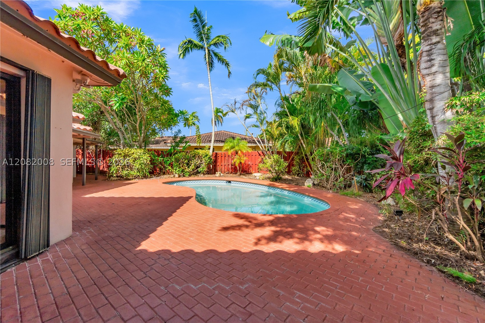 2533 NE 35th Dr, Fort Lauderdale FL 33308