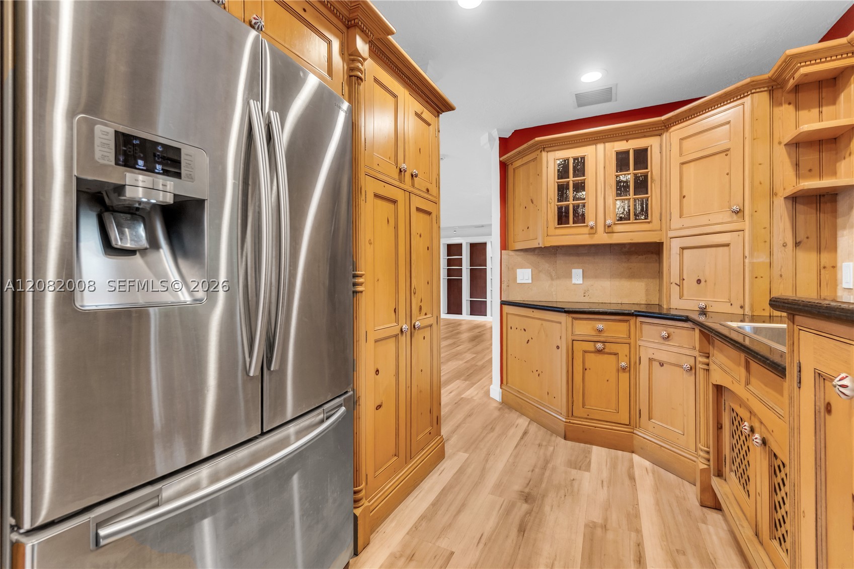 2533 NE 35th Dr, Fort Lauderdale FL 33308