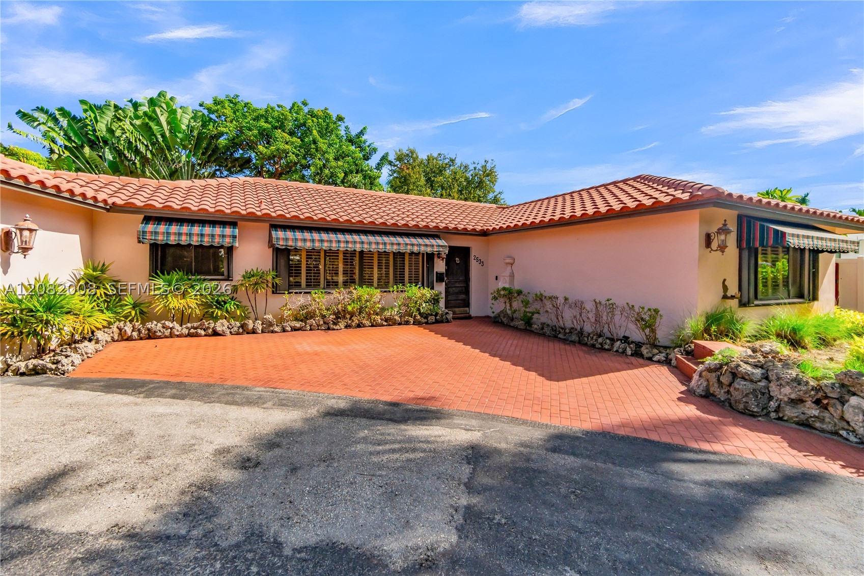 2533 NE 35th Dr, Fort Lauderdale FL 33308