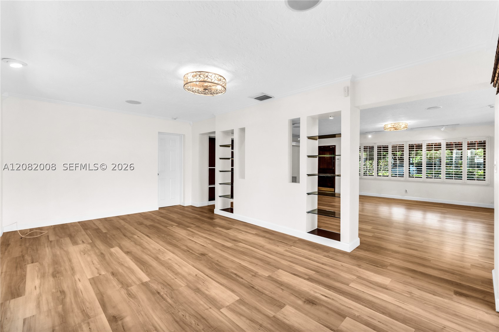 2533 NE 35th Dr, Fort Lauderdale FL 33308