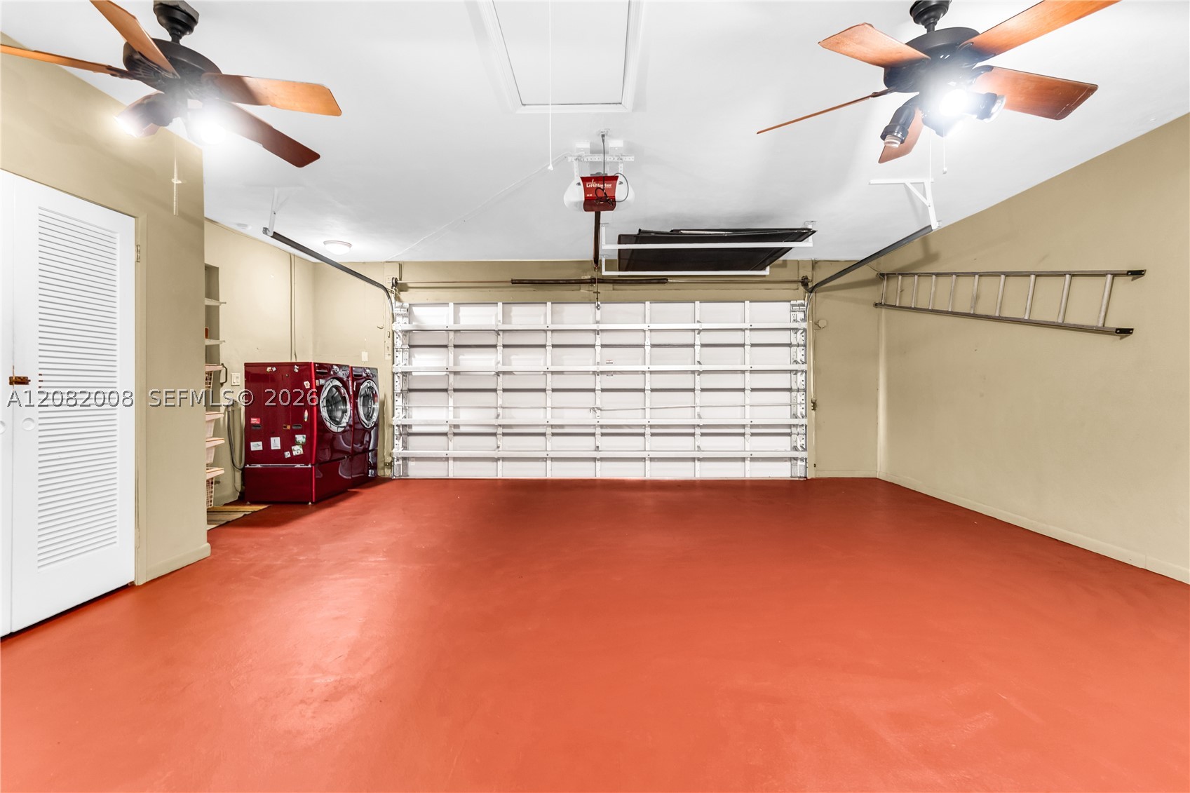 2533 NE 35th Dr, Fort Lauderdale FL 33308