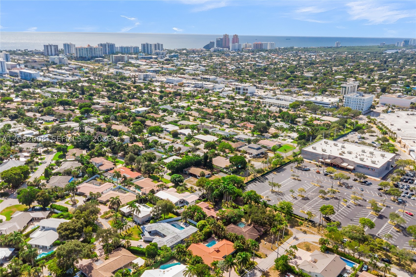 2533 NE 35th Dr, Fort Lauderdale FL 33308