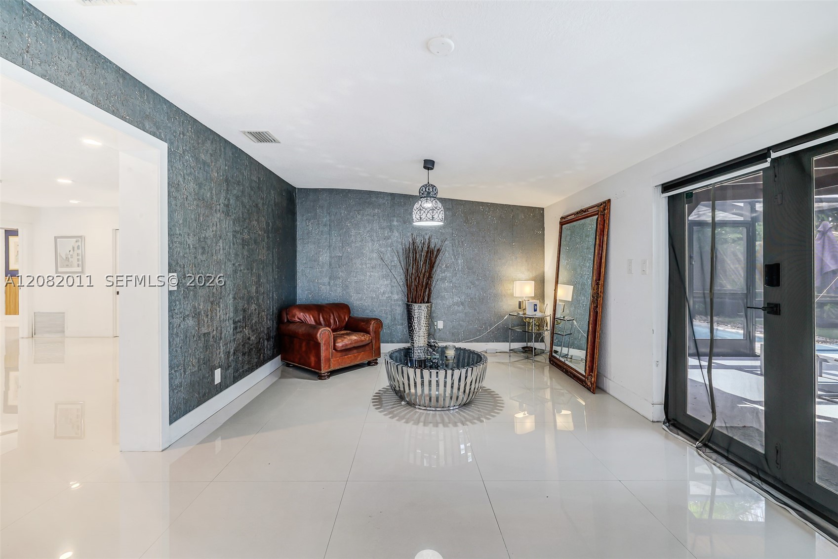 1718 NE 58th St, Fort Lauderdale FL 33334
