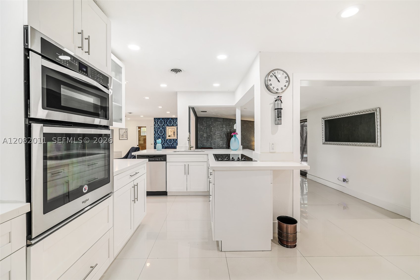 1718 NE 58th St, Fort Lauderdale FL 33334