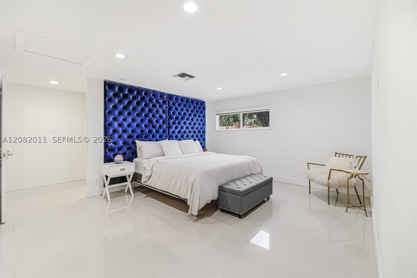 1718 NE 58th St, Fort Lauderdale FL 33334