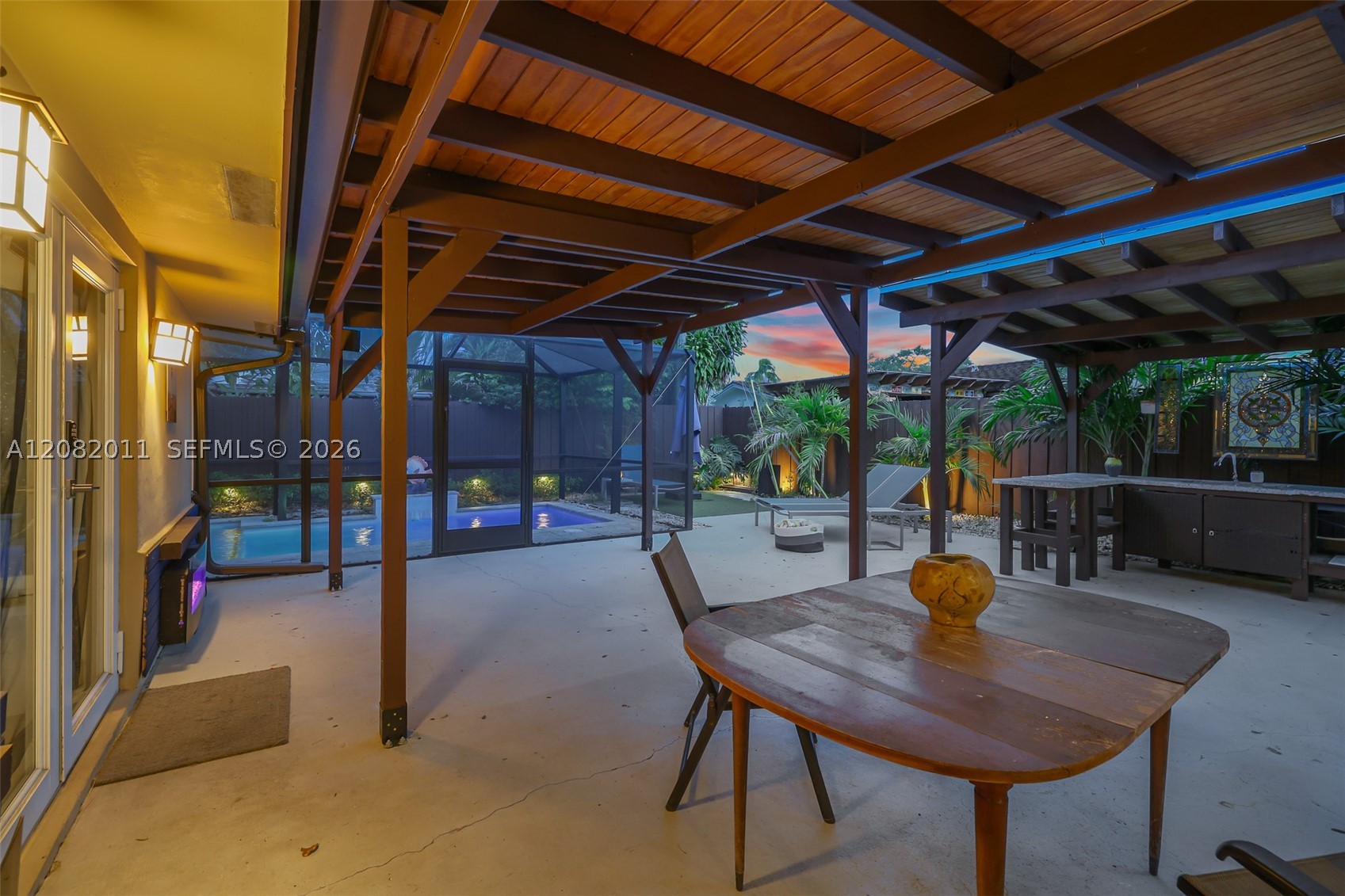 1718 NE 58th St, Fort Lauderdale FL 33334