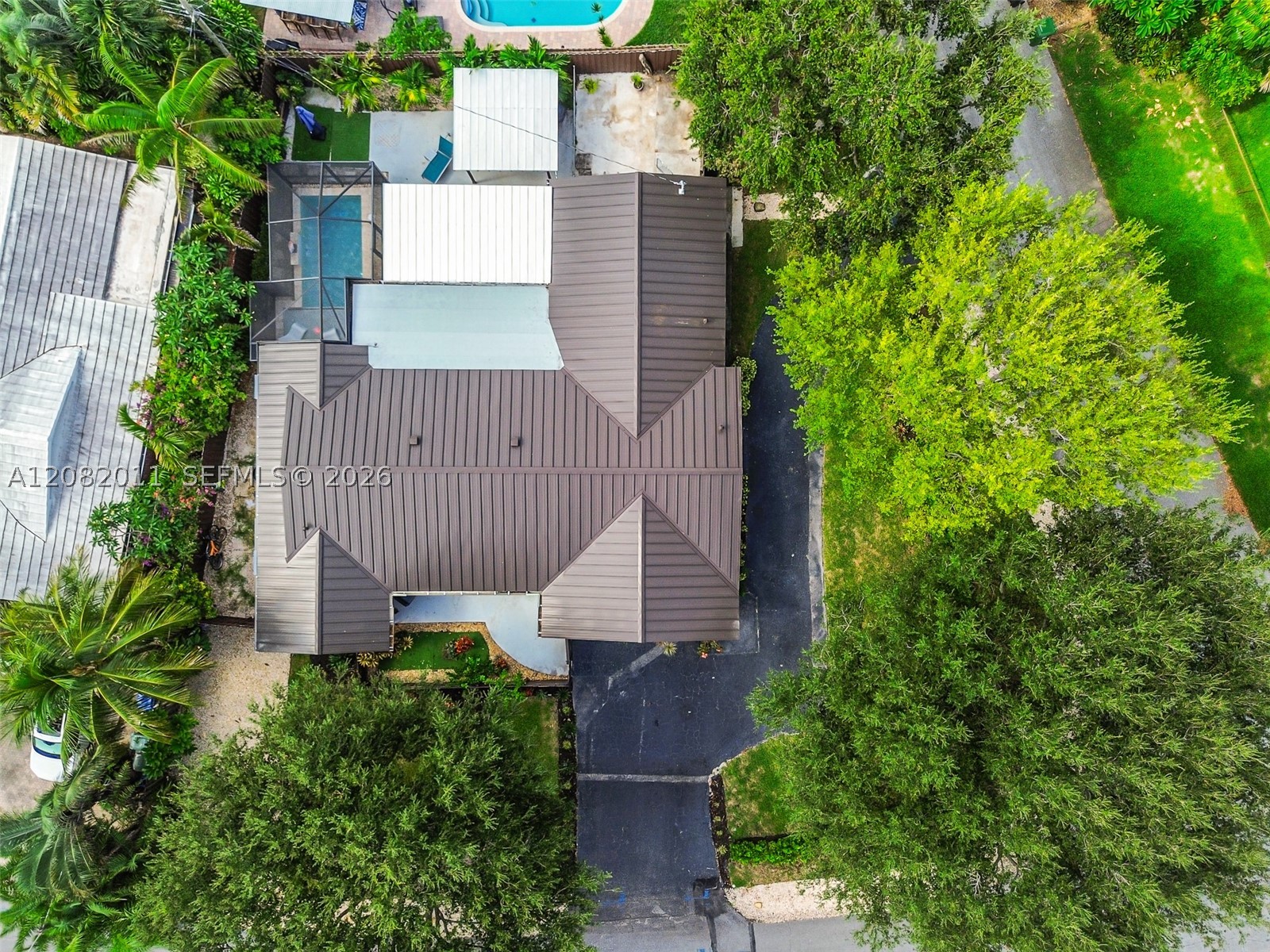 1718 NE 58th St, Fort Lauderdale FL 33334