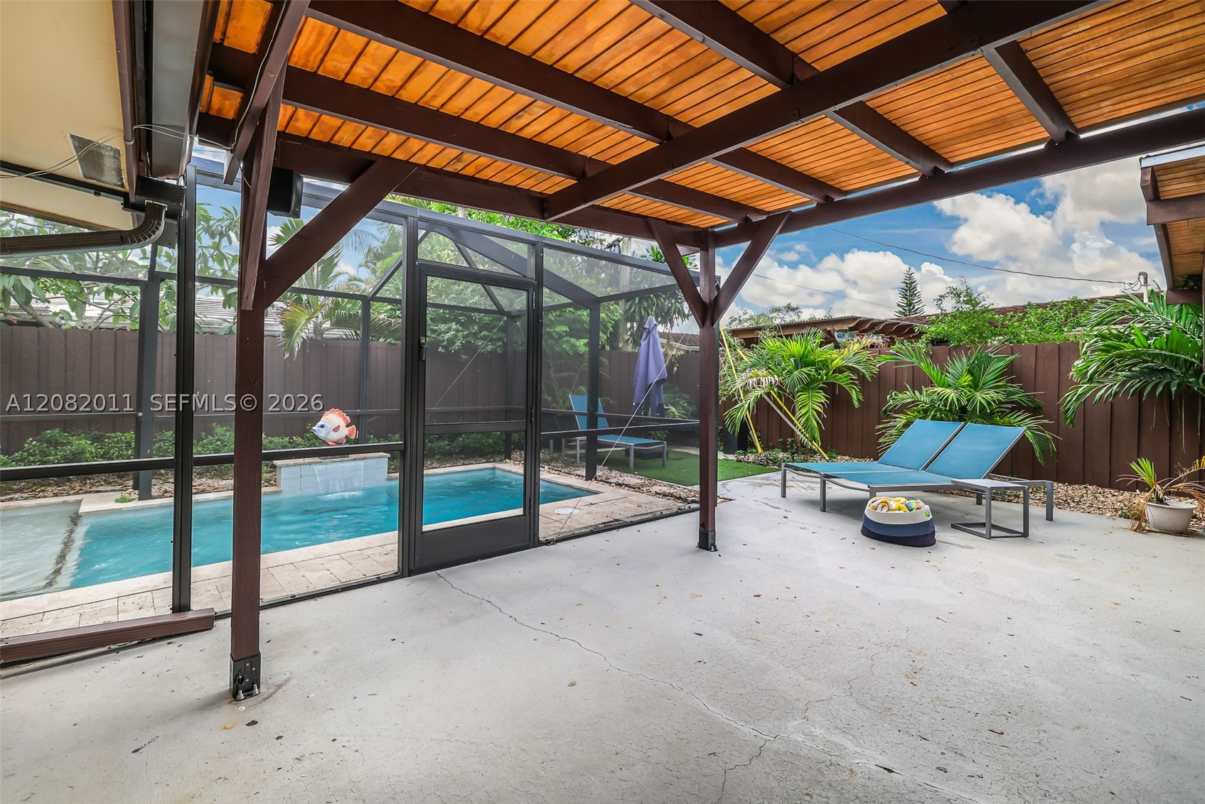 1718 NE 58th St, Fort Lauderdale FL 33334