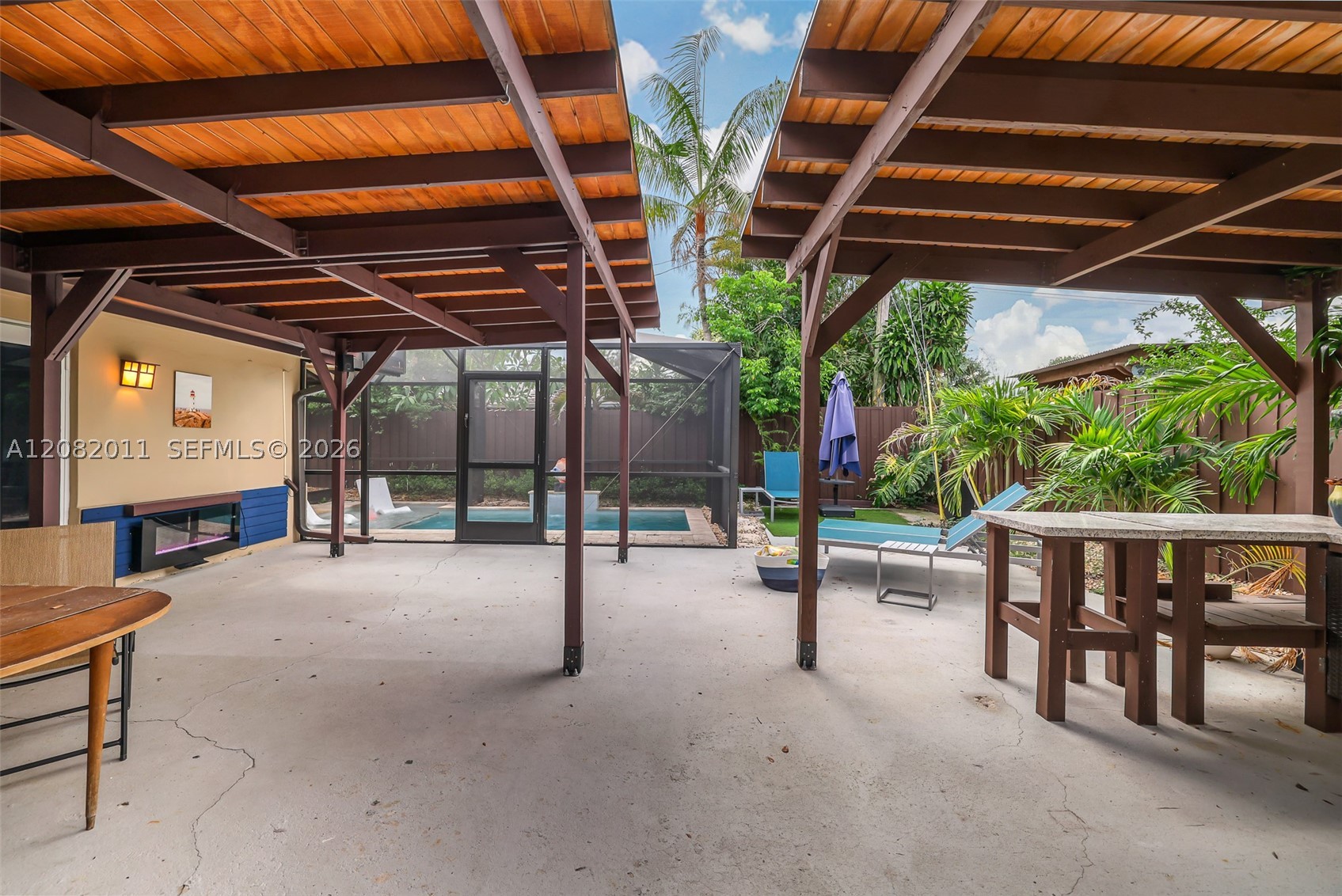 1718 NE 58th St, Fort Lauderdale FL 33334
