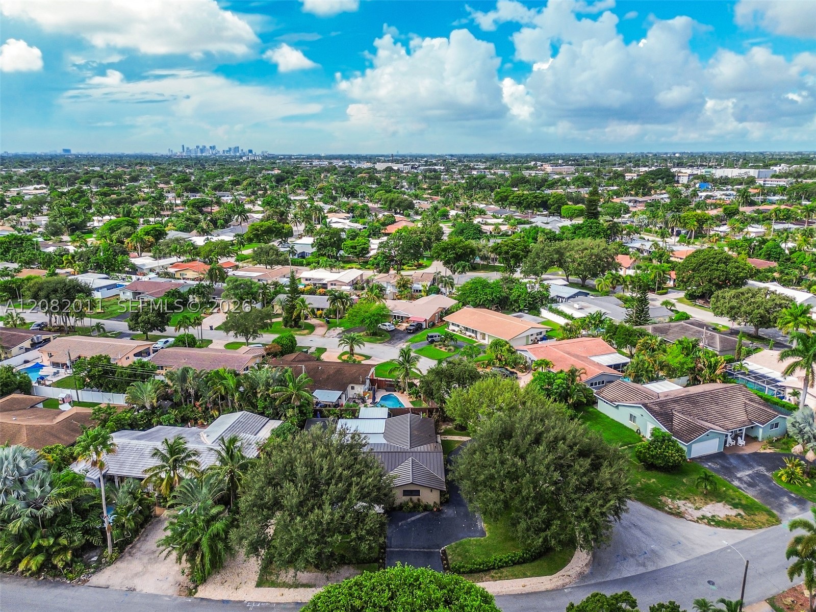 1718 NE 58th St, Fort Lauderdale FL 33334