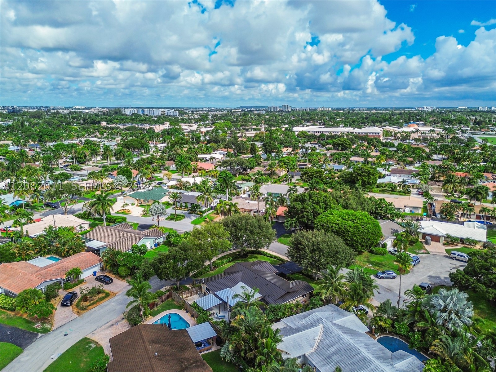 1718 NE 58th St, Fort Lauderdale FL 33334