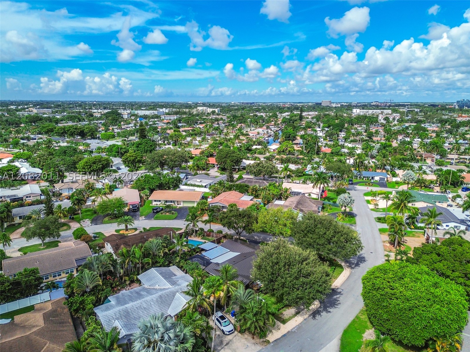 1718 NE 58th St, Fort Lauderdale FL 33334