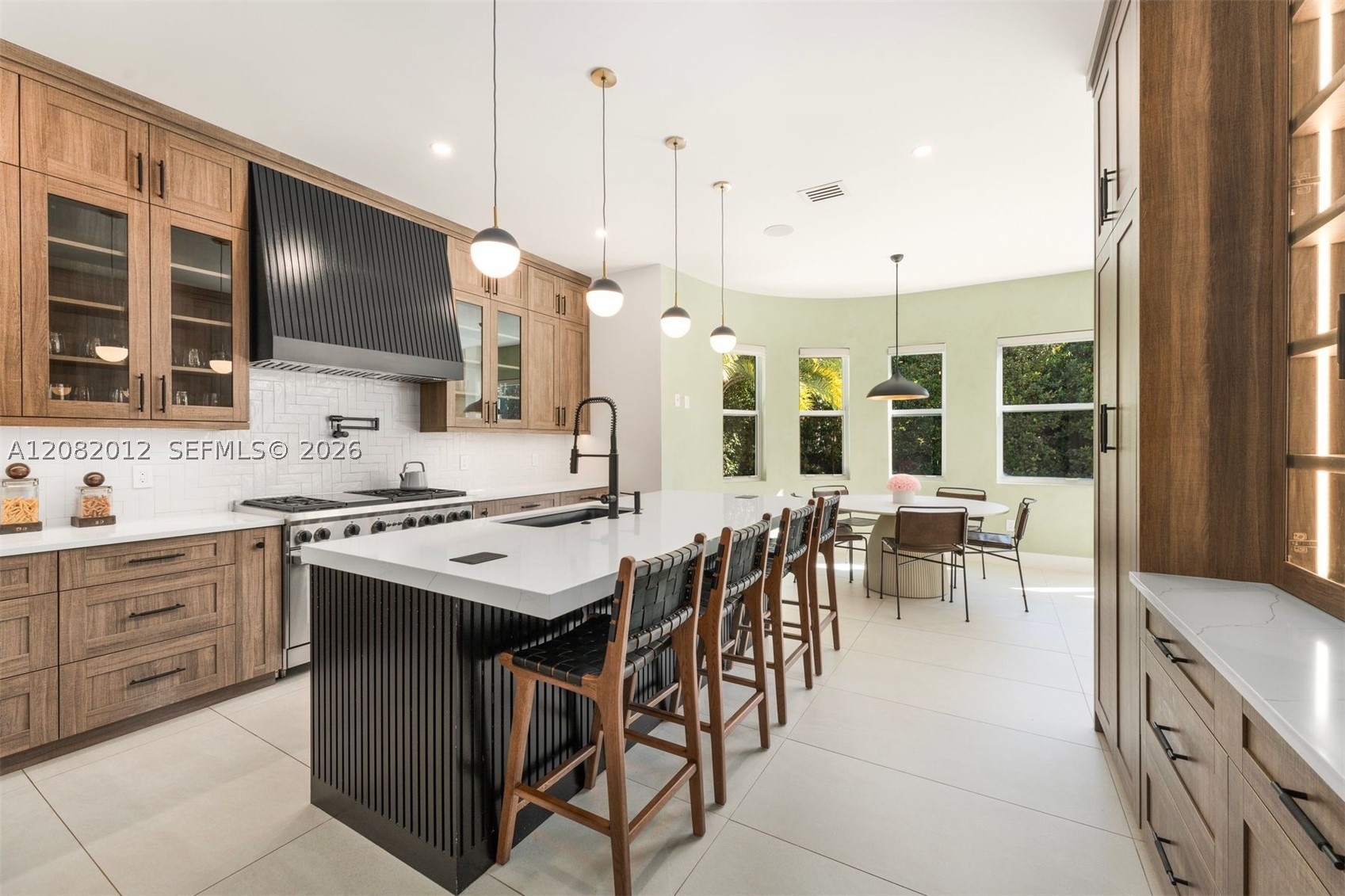 2181 N Bay Rd, Miami Beach FL 33140