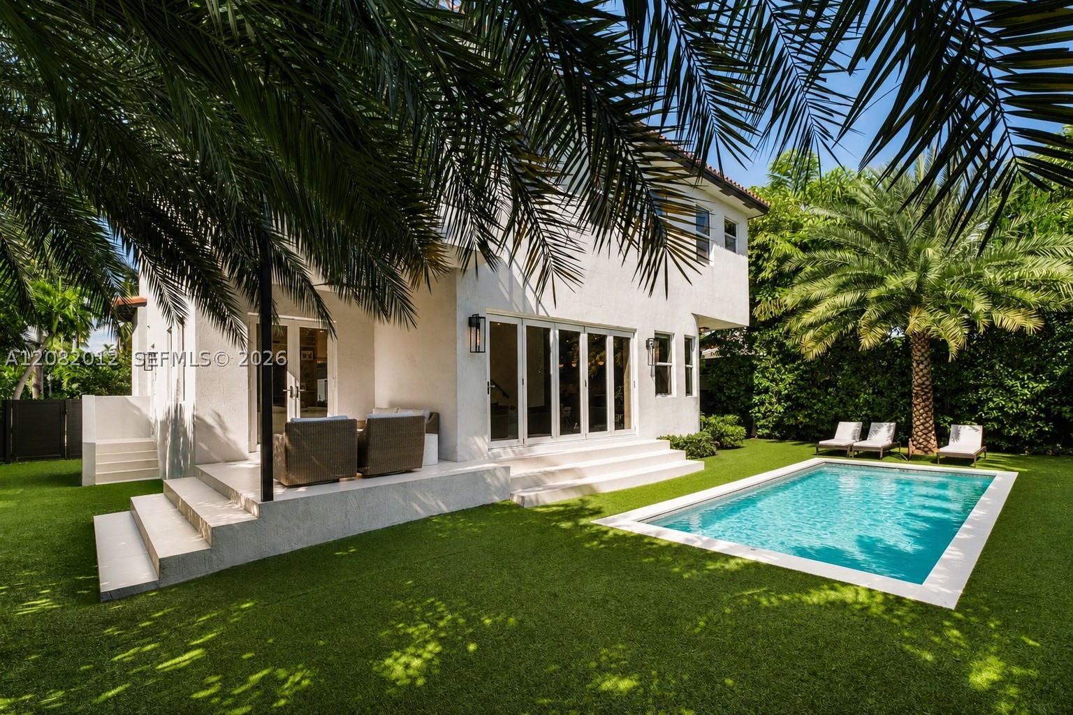2181 N Bay Rd, Miami Beach FL 33140