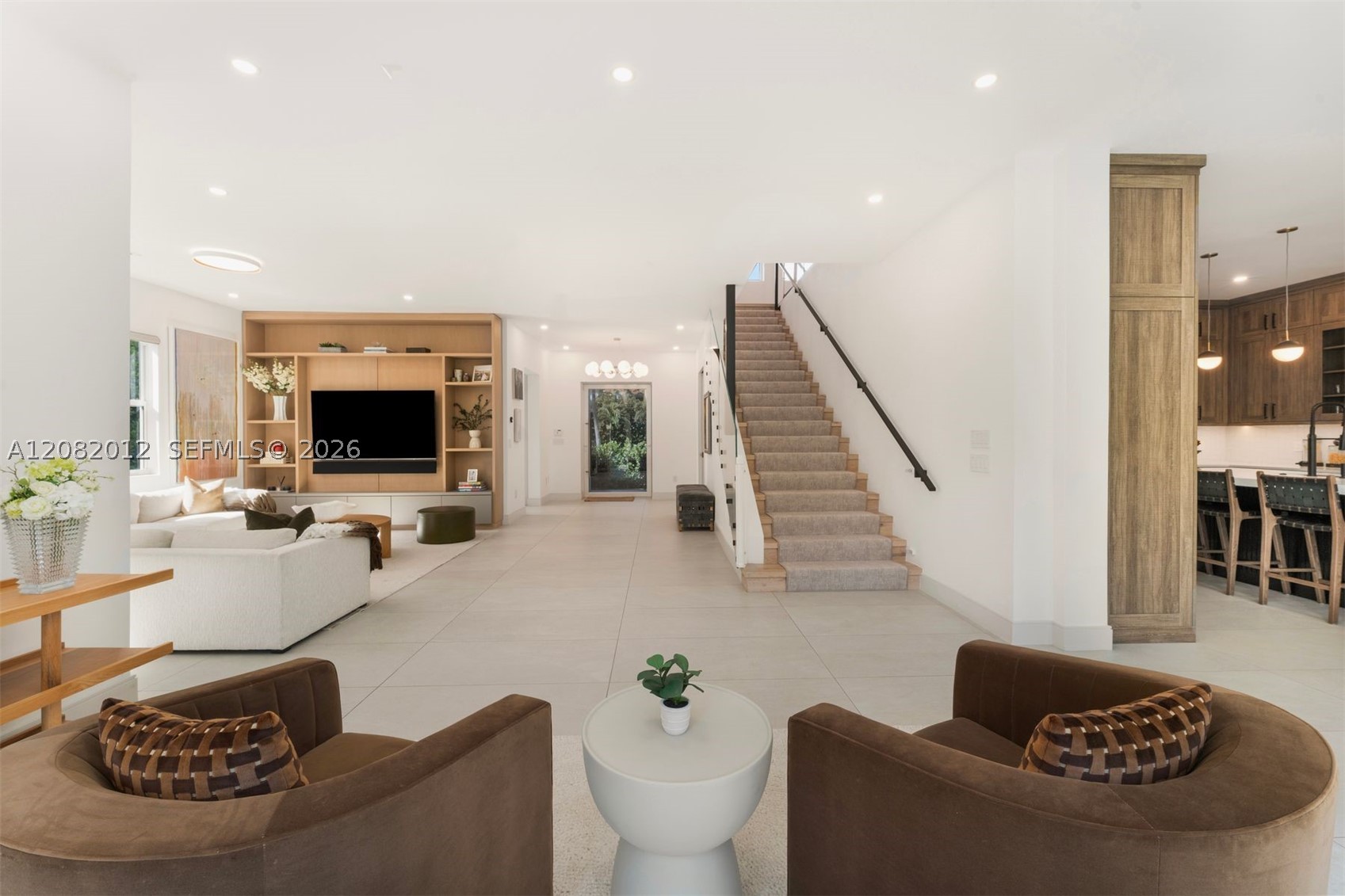 2181 N Bay Rd, Miami Beach FL 33140