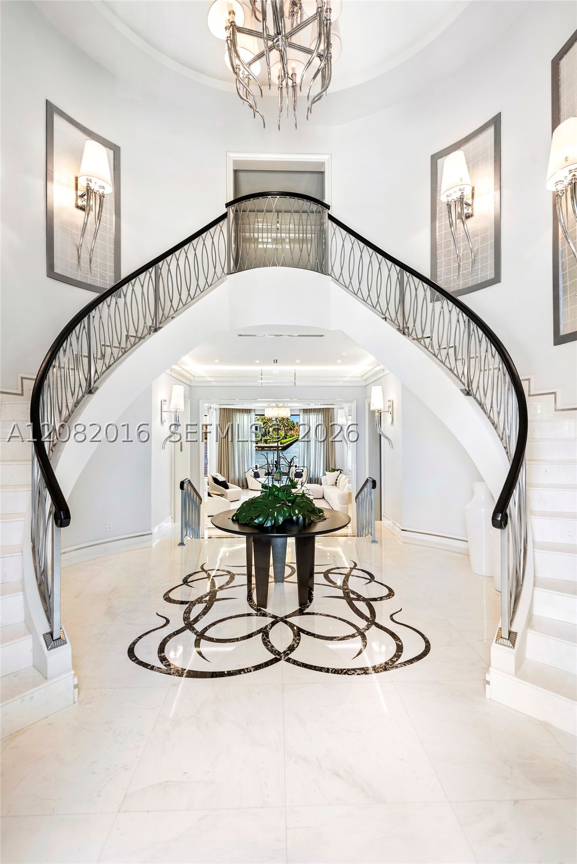 498 N Parkway Pkwy, Golden Beach FL 33160