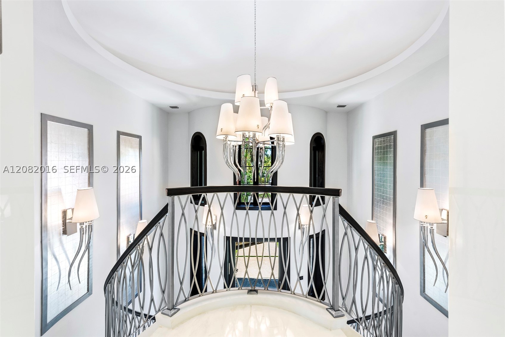 498 N Parkway Pkwy, Golden Beach FL 33160