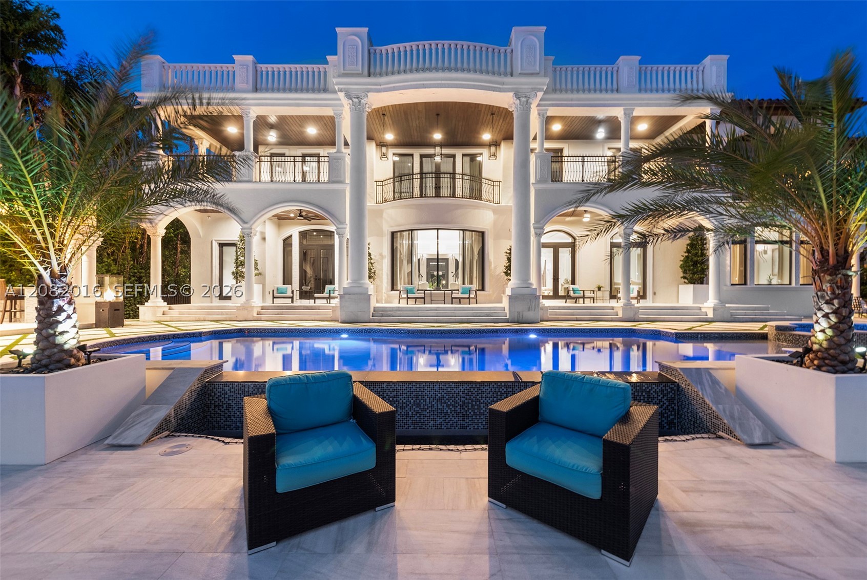 498 N Parkway Pkwy, Golden Beach FL 33160