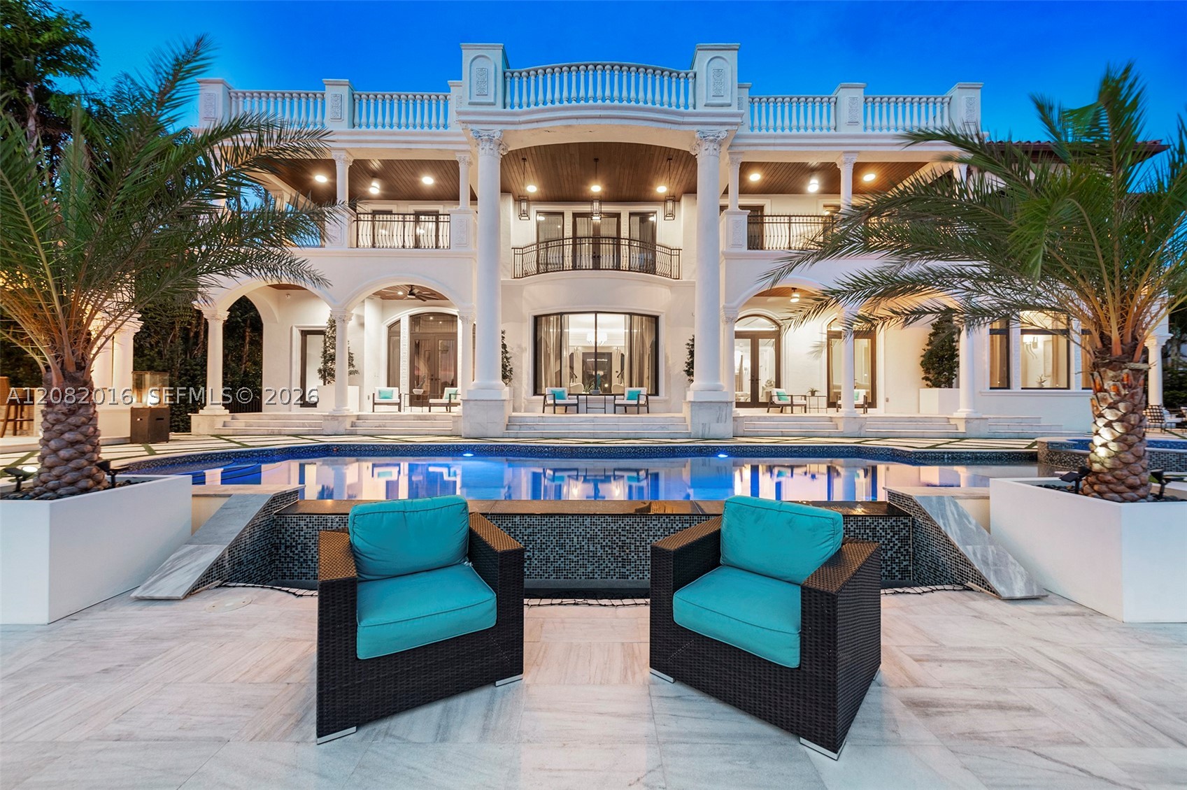 498 N Parkway Pkwy, Golden Beach FL 33160