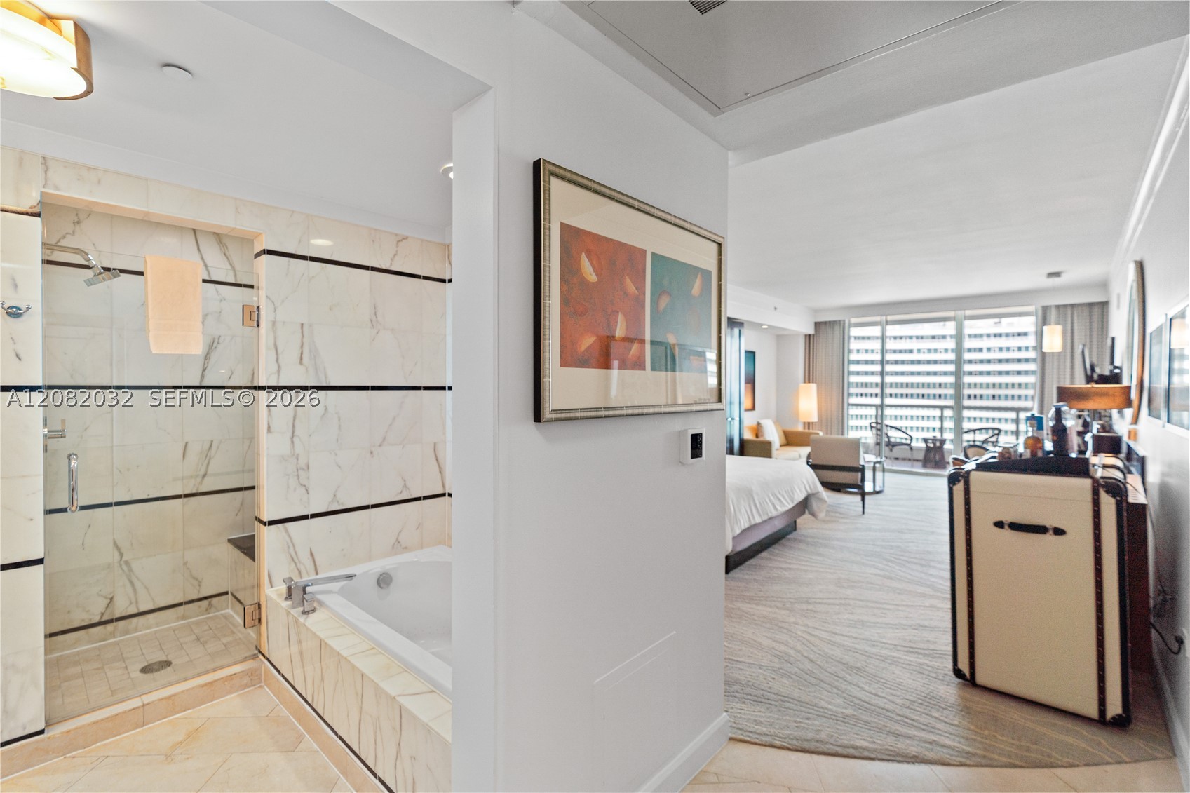 4391 Collins Ave #905, Miami Beach FL 33140
