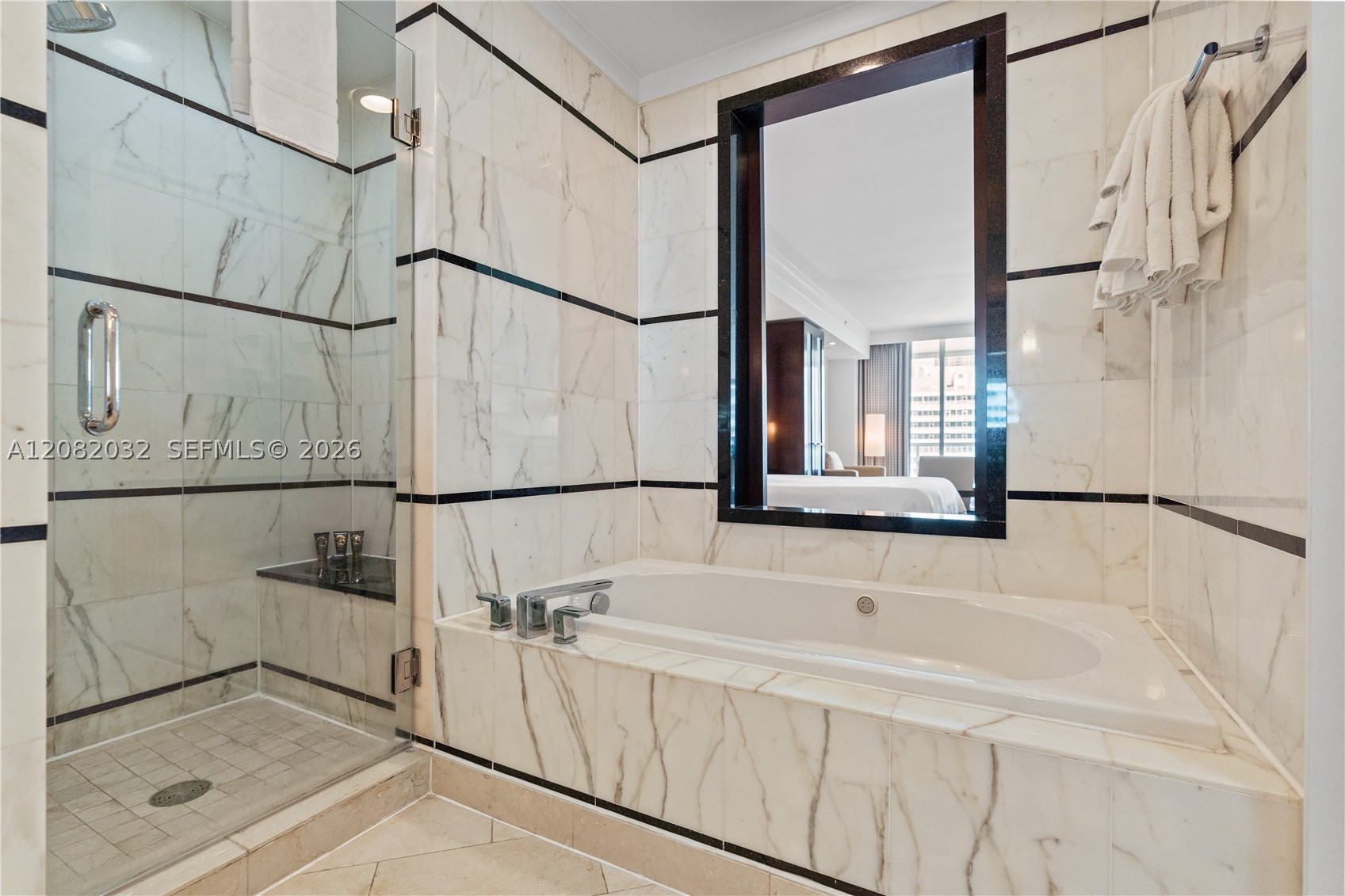 4391 Collins Ave #905, Miami Beach FL 33140
