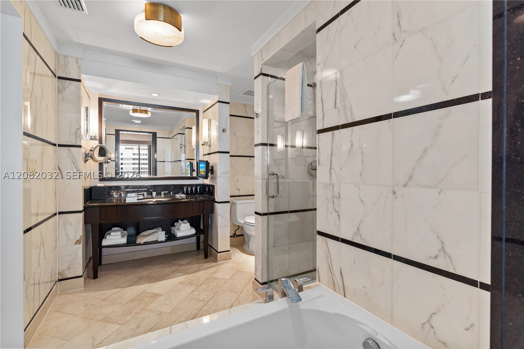 4391 Collins Ave #905, Miami Beach FL 33140