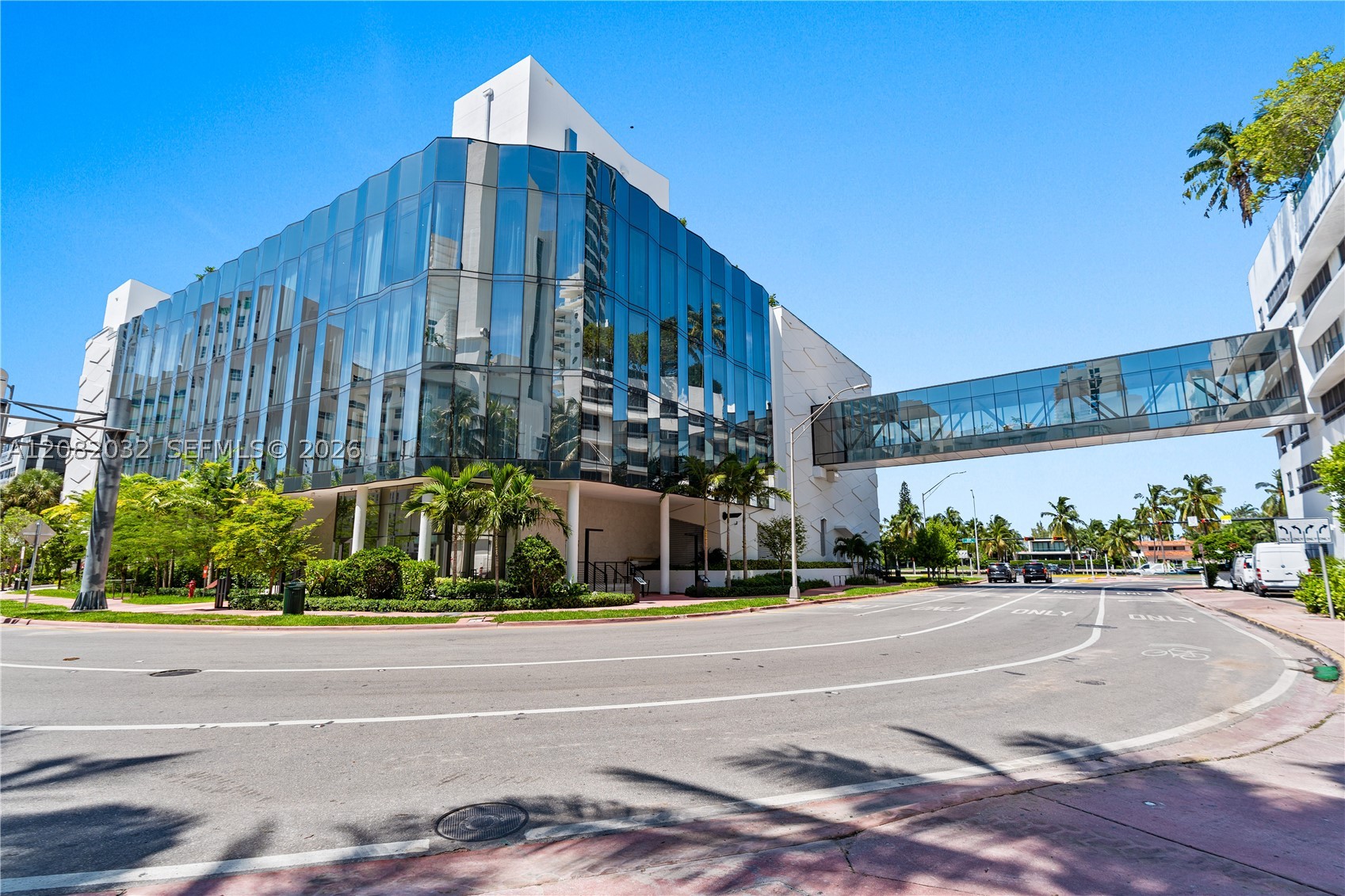 4391 Collins Ave #905, Miami Beach FL 33140
