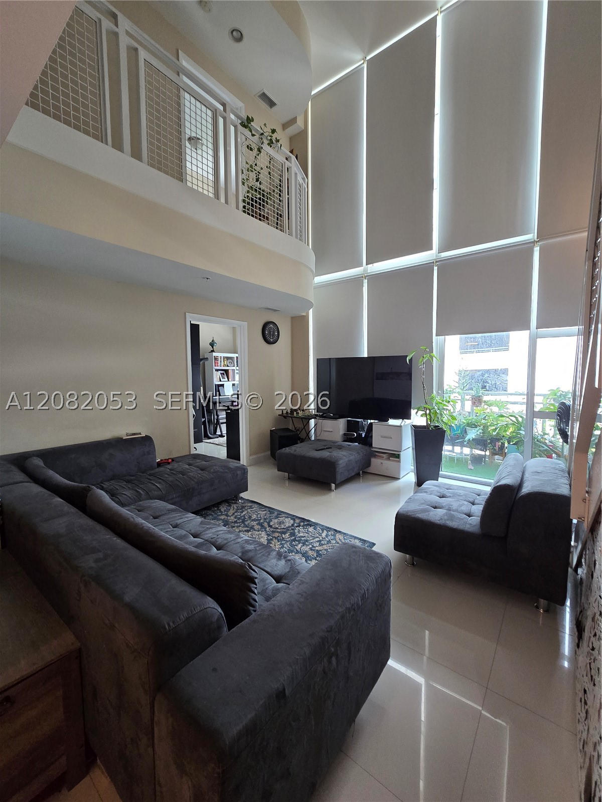 244 Biscayne Blvd #652, Miami FL 33132