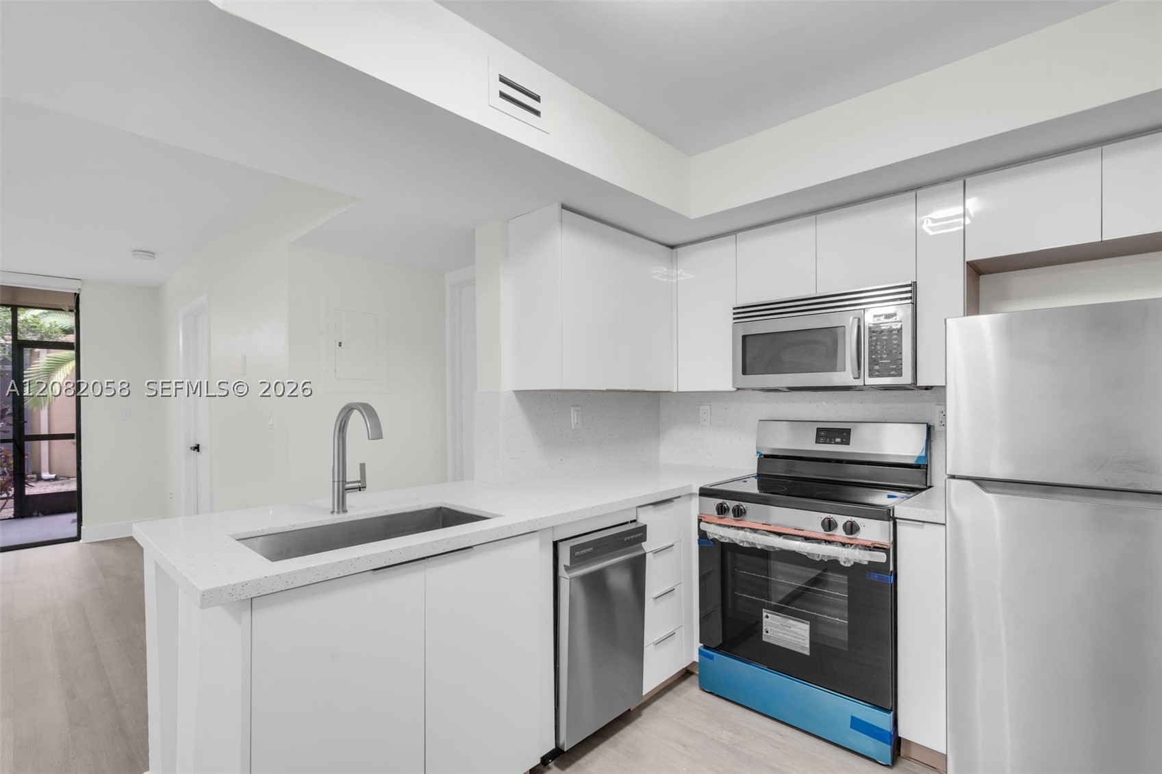 15495 Miami Lakeway N #101, Miami Lakes FL 33014