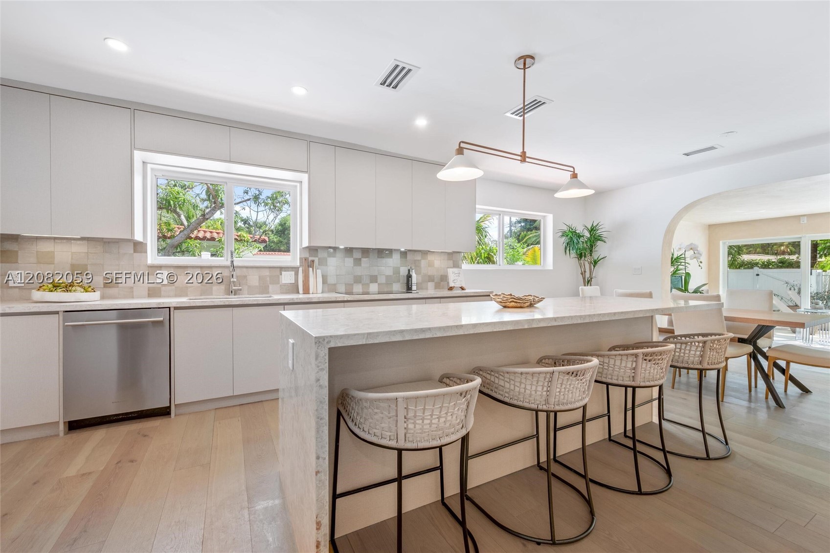 10619 NE 10th Pl, Miami Shores FL 33138