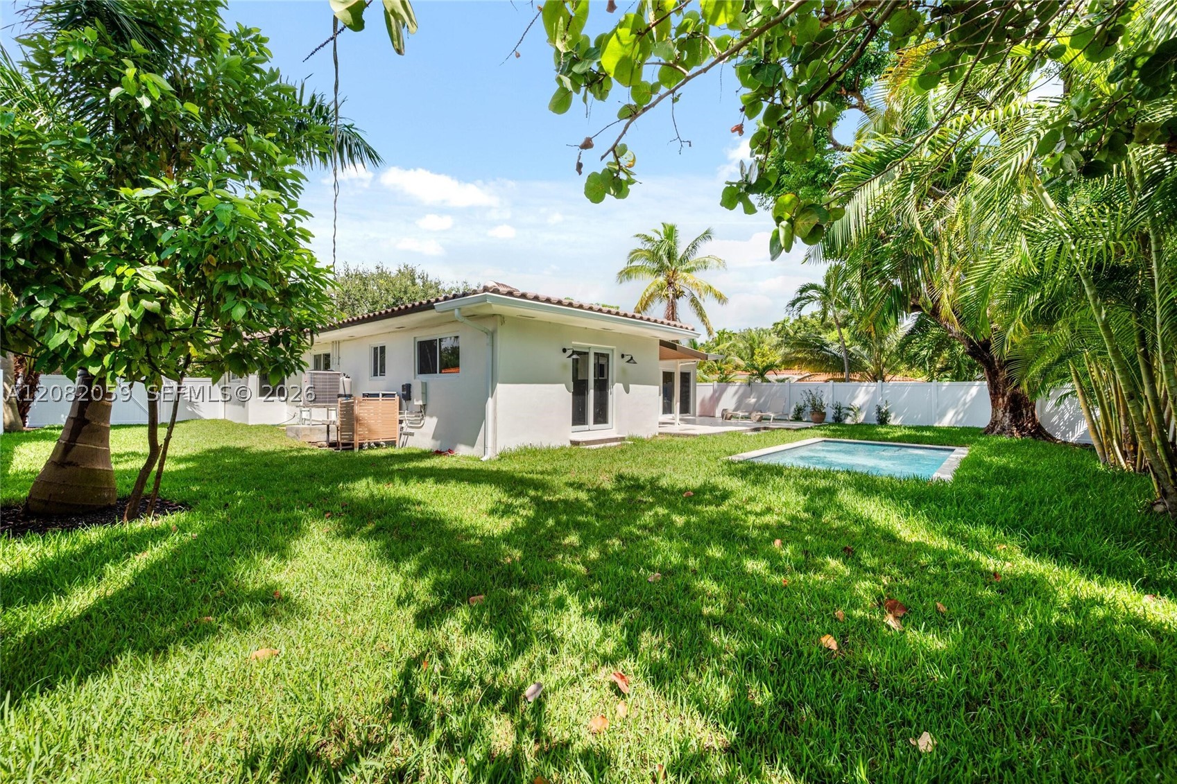 10619 NE 10th Pl, Miami Shores FL 33138