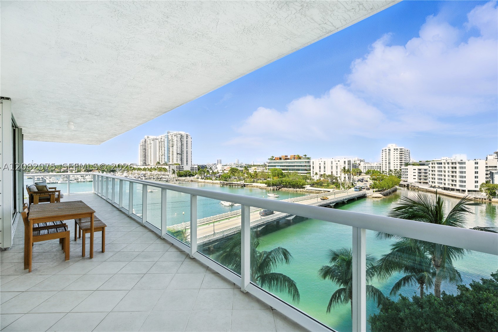 10 Venetian Way #604, Miami Beach FL 33139