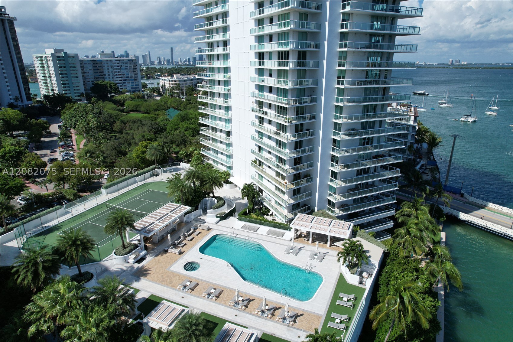 10 Venetian Way #604, Miami Beach FL 33139