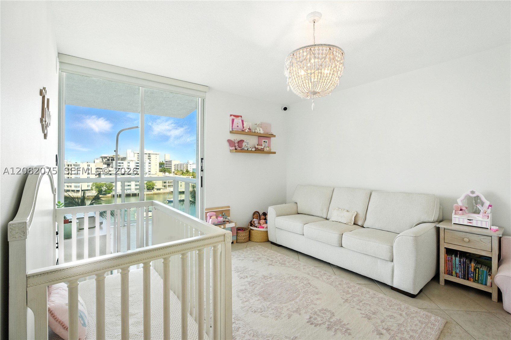 10 Venetian Way #604, Miami Beach FL 33139