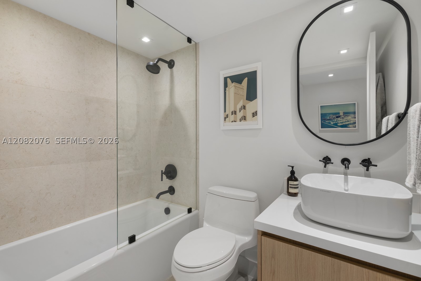 1800 Sunset Harbour Dr #1210, Miami Beach FL 33139