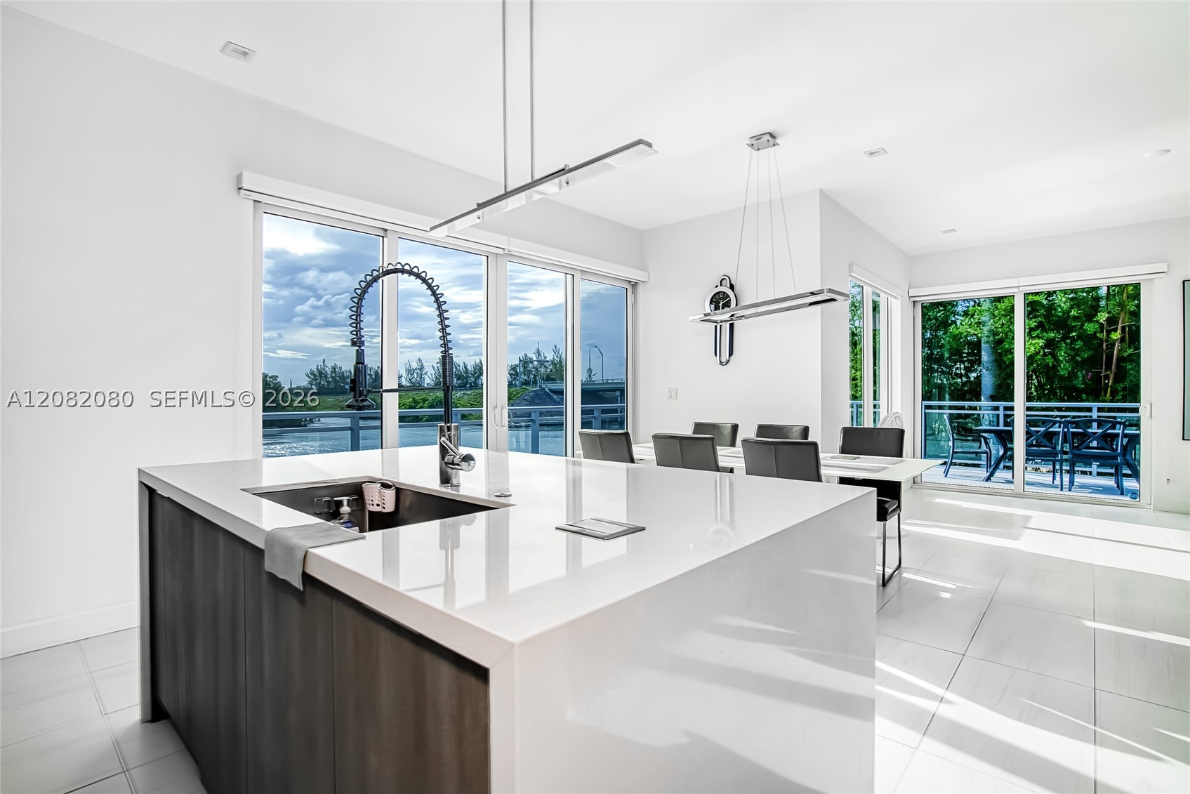 6100 N Ocean Dr #2N, Hollywood FL 33019